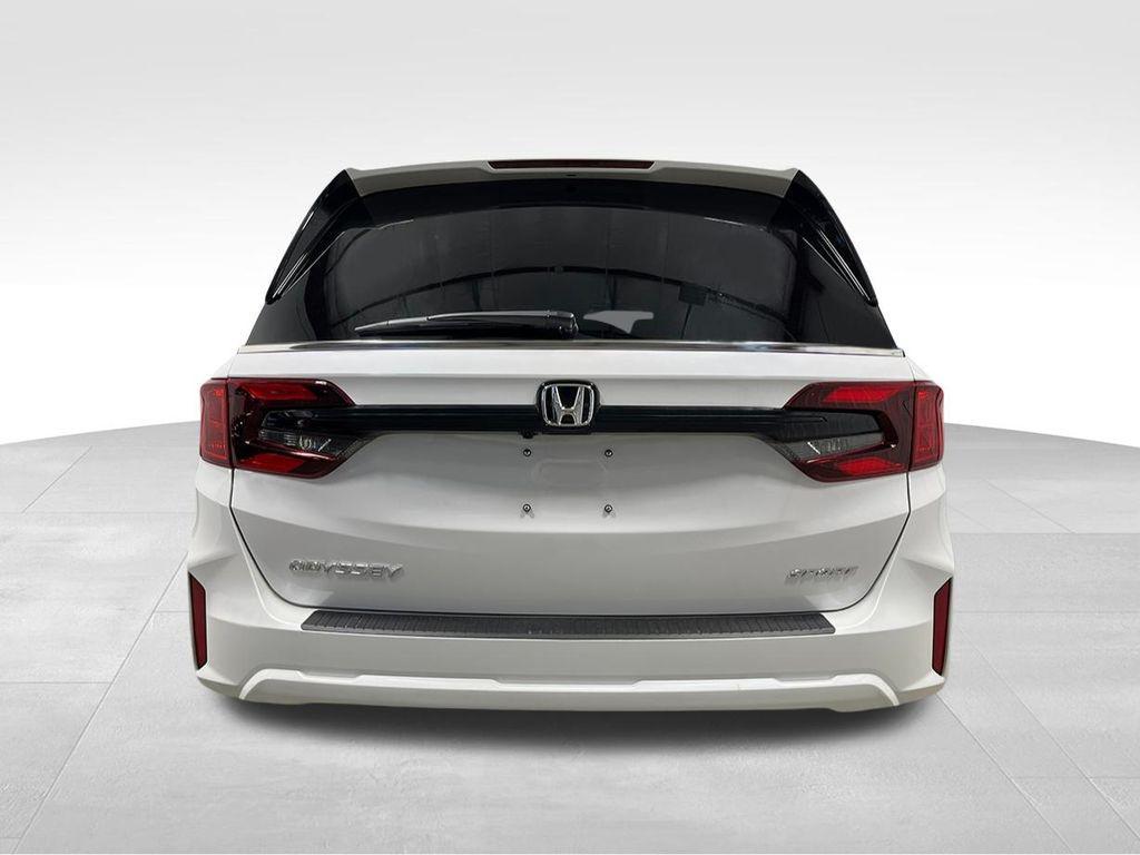 new 2025 Honda Odyssey car, priced at $43,558