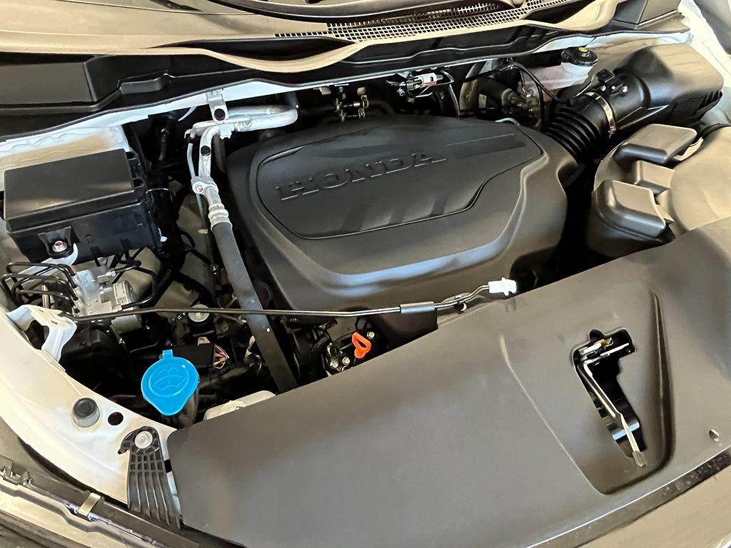 new 2025 Honda Odyssey car, priced at $43,558
