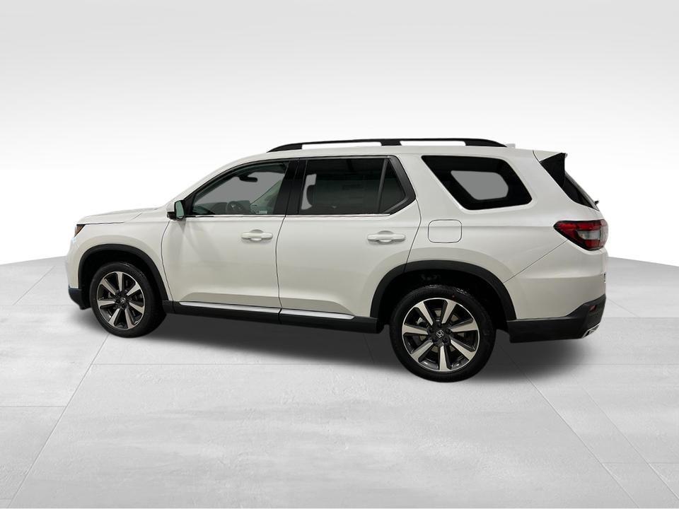 new 2025 Honda Pilot car, priced at $52,865