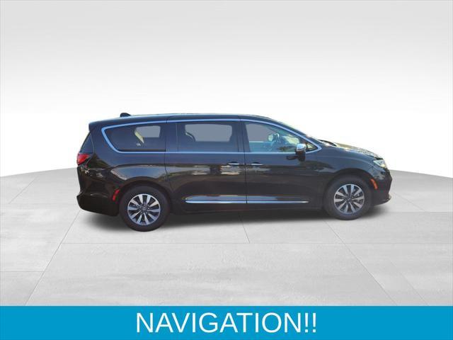 used 2023 Chrysler Pacifica Hybrid car, priced at $31,443