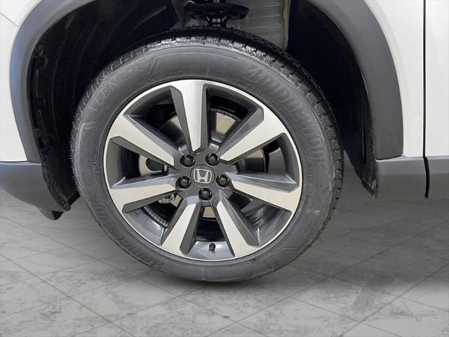 new 2025 Honda Pilot car, priced at $51,998