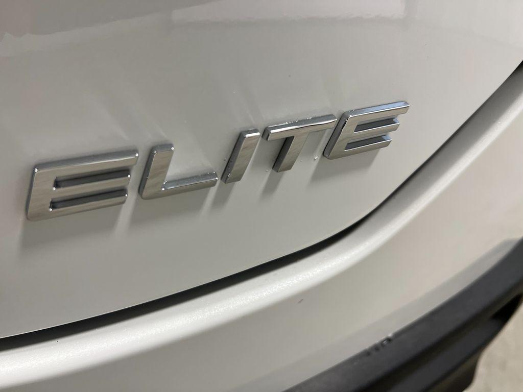 new 2025 Honda Pilot car, priced at $51,998