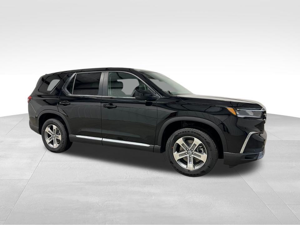 new 2025 Honda Pilot car, priced at $44,635