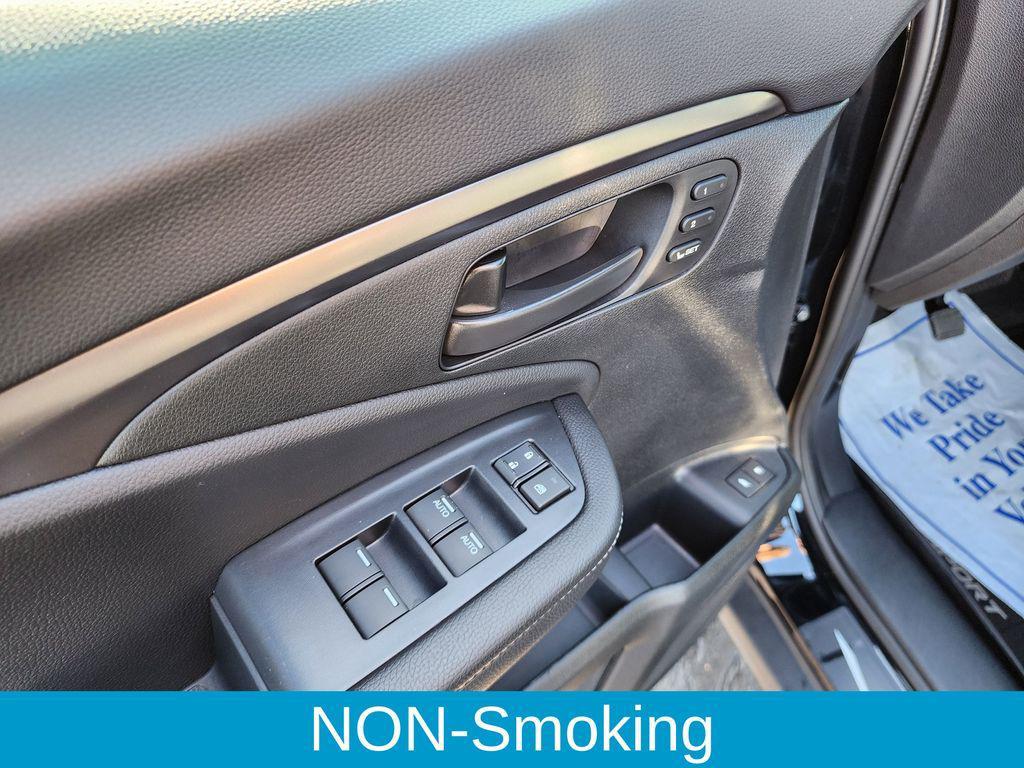 used 2025 Honda Passport car, priced at $40,500