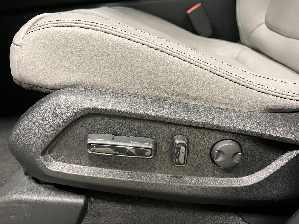 new 2025 Honda Pilot car, priced at $45,535