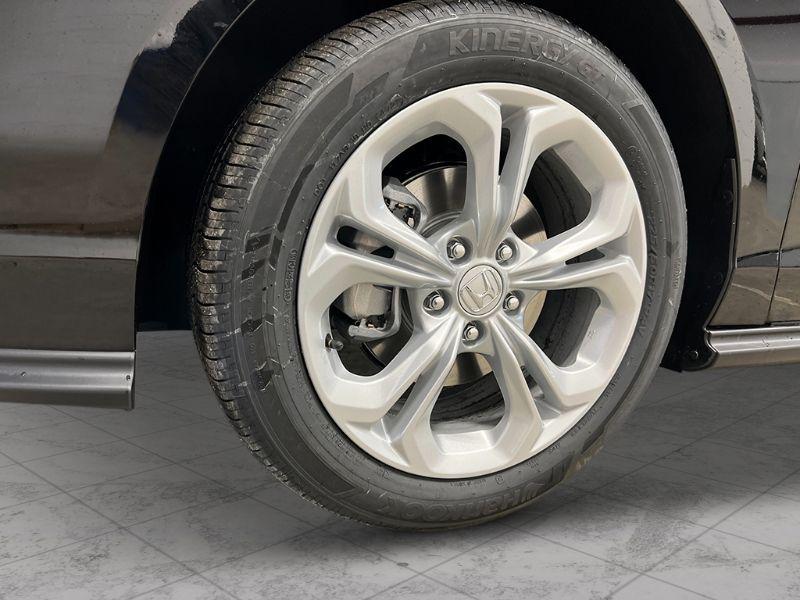 new 2025 Honda Accord car, priced at $28,636