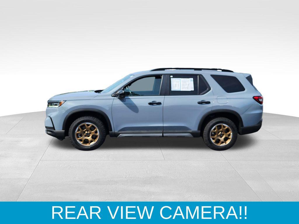 used 2024 Honda Pilot car, priced at $46,499