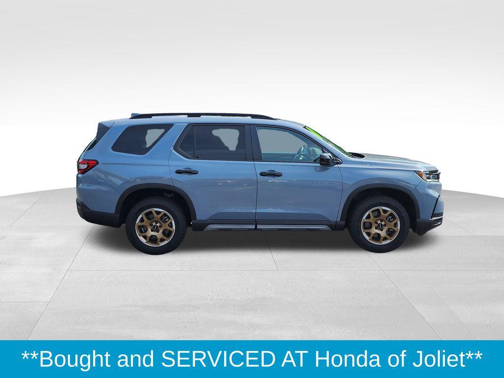 used 2024 Honda Pilot car, priced at $46,499