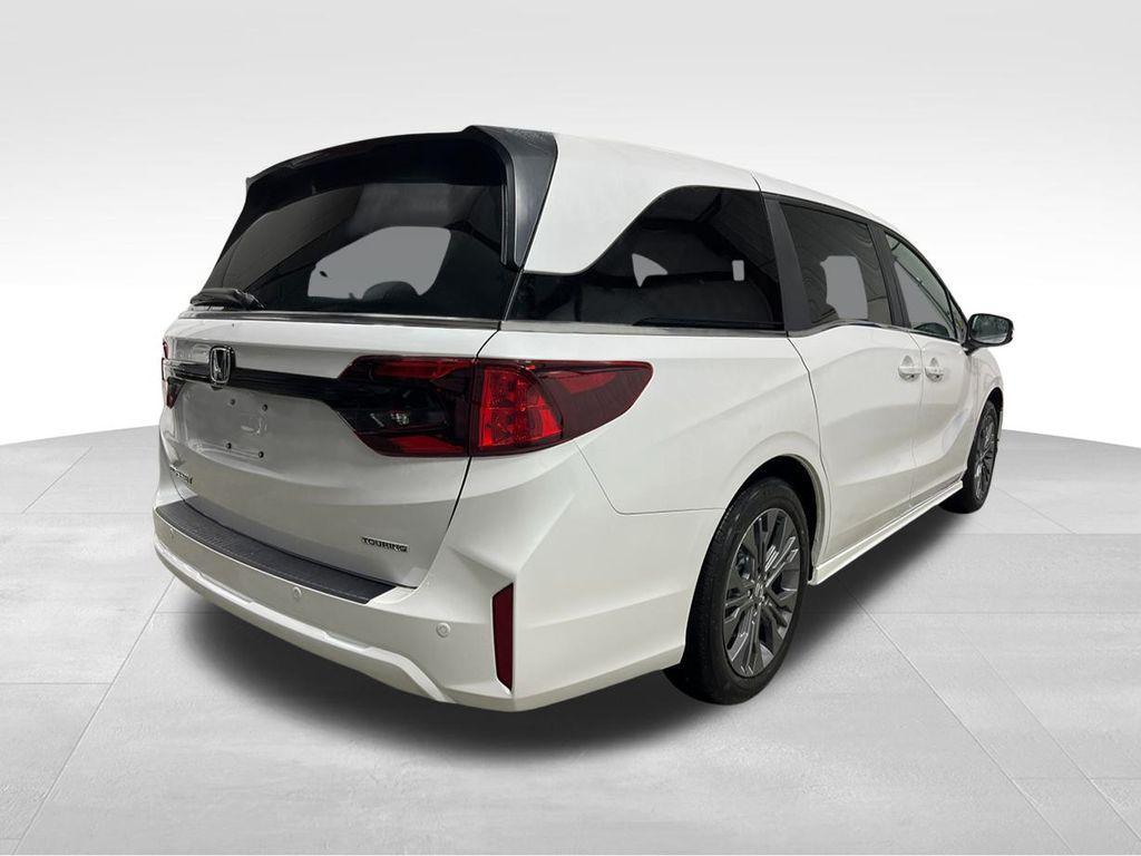 new 2026 Honda Odyssey car, priced at $46,098