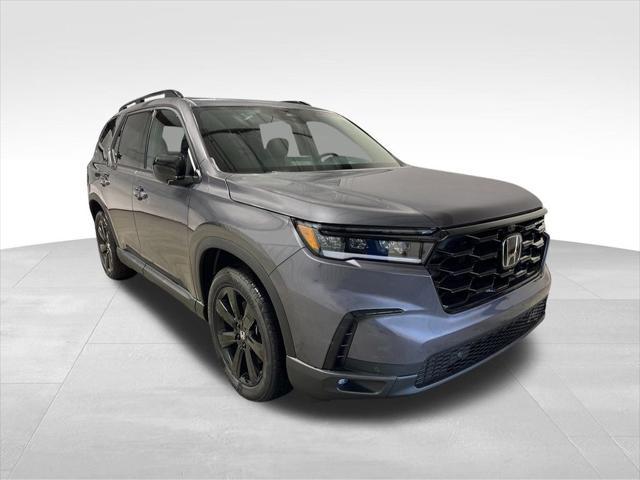 new 2025 Honda Pilot car, priced at $53,495