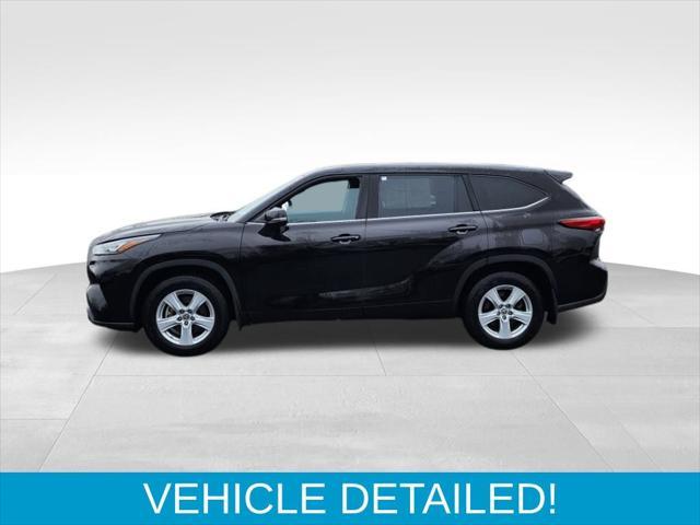 used 2020 Toyota Highlander car, priced at $28,000