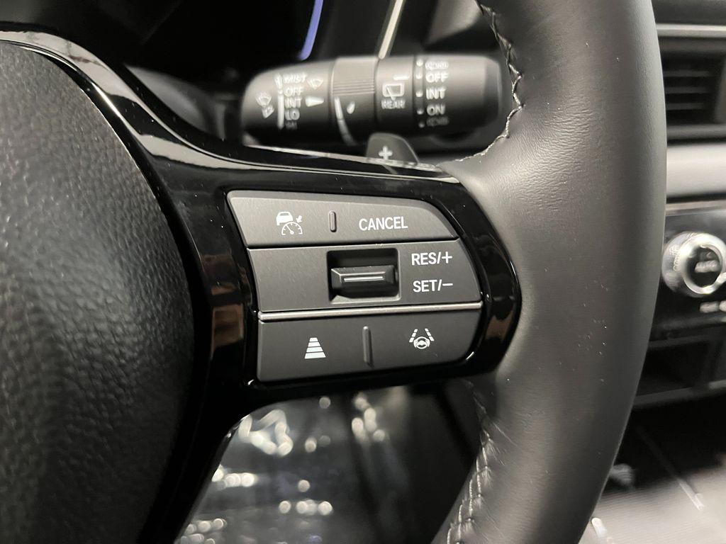 new 2025 Honda Pilot car, priced at $49,987