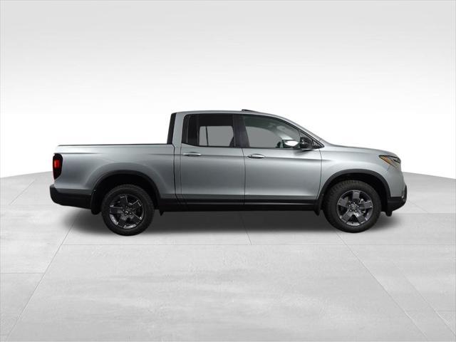 new 2025 Honda Ridgeline car, priced at $43,192