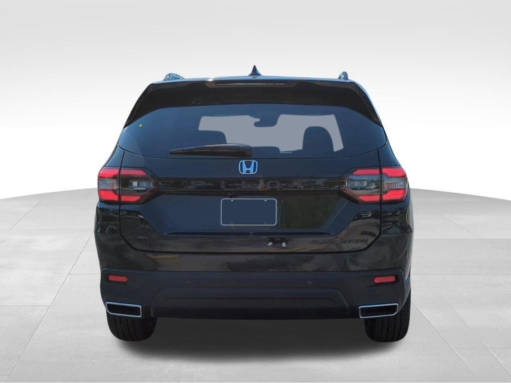 new 2025 Honda Pilot car, priced at $52,798