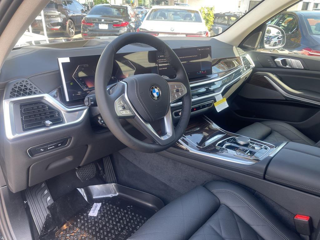 new 2026 BMW X7 car, priced at $92,220