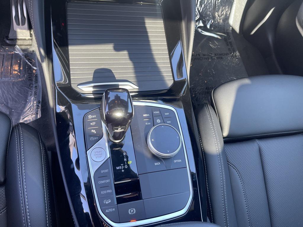 new 2025 BMW X4 car, priced at $64,350