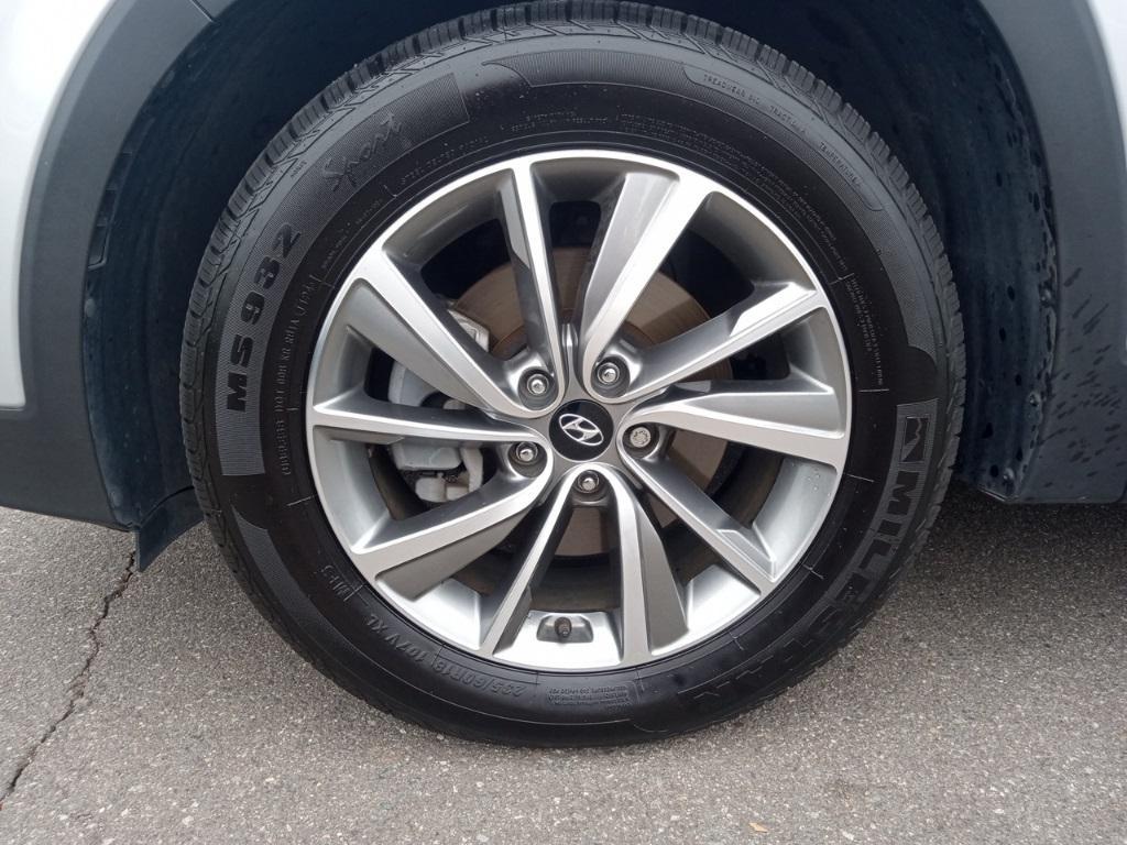 used 2020 Hyundai Santa Fe car, priced at $18,888