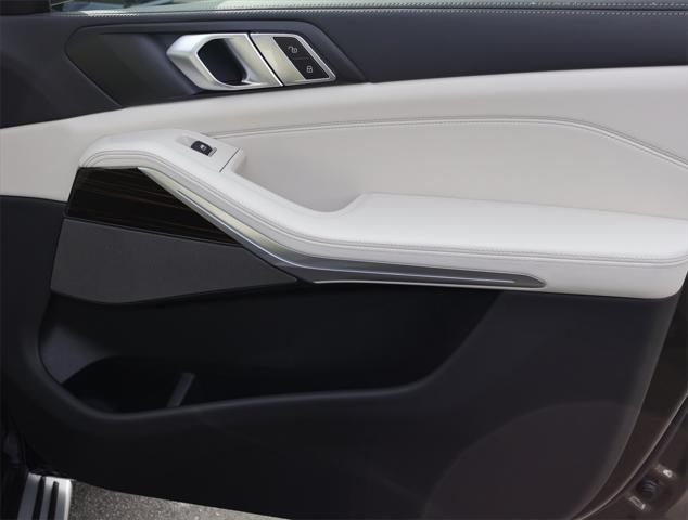 new 2025 BMW X5 PHEV car, priced at $88,120