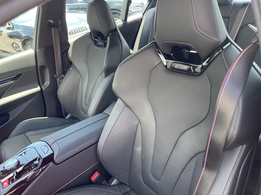 new 2025 BMW M5 car, priced at $128,025