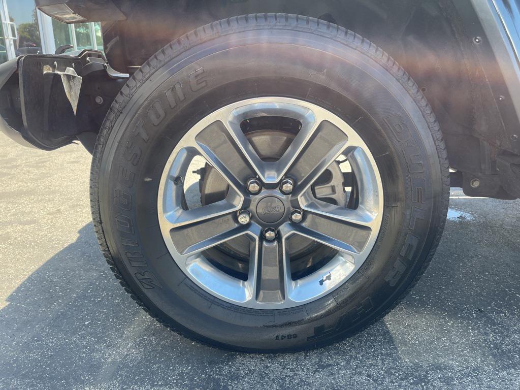 used 2019 Jeep Wrangler Unlimited car, priced at $25,877