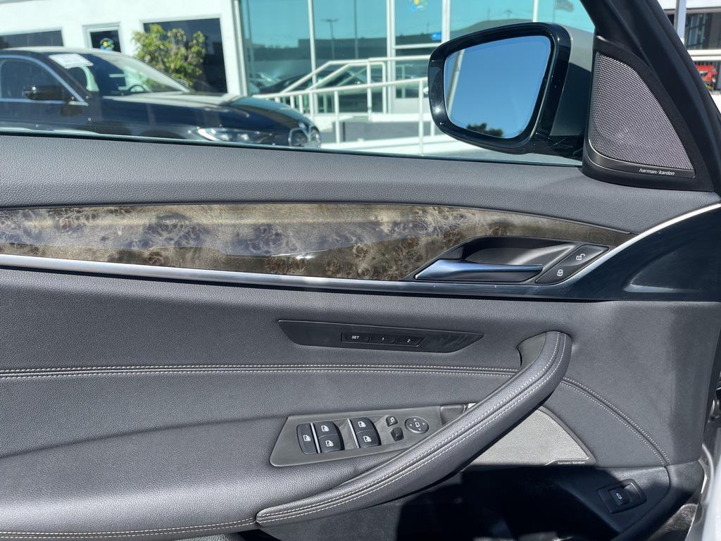 used 2022 BMW 540 car, priced at $39,977