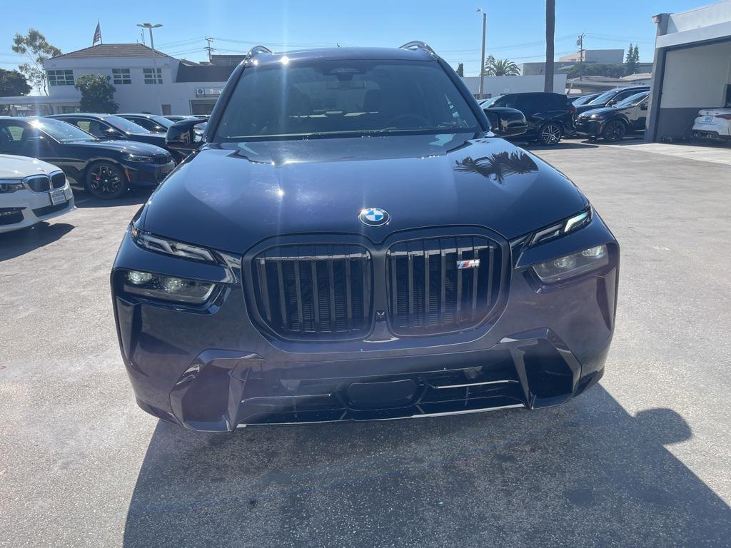 new 2026 BMW X7 car, priced at $127,180