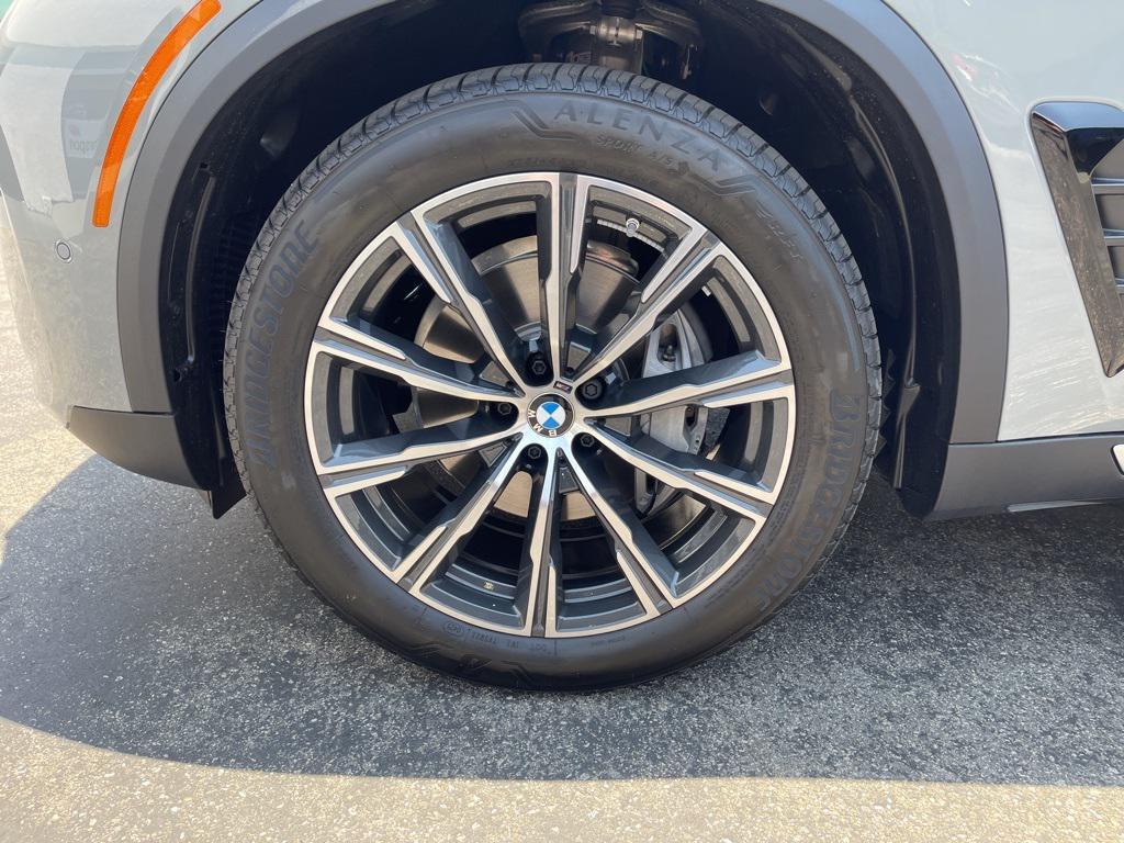 new 2025 BMW X5 car, priced at $81,675