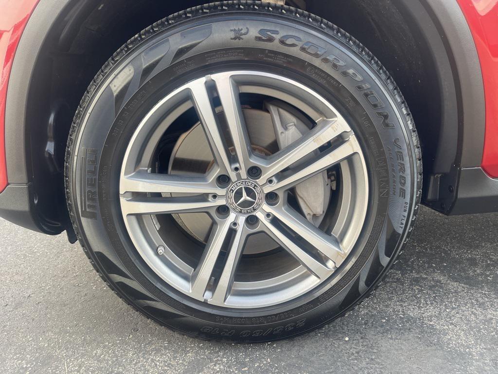 used 2020 Mercedes-Benz GLC 300 car, priced at $21,977