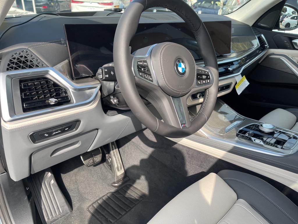 new 2025 BMW X7 car, priced at $106,800