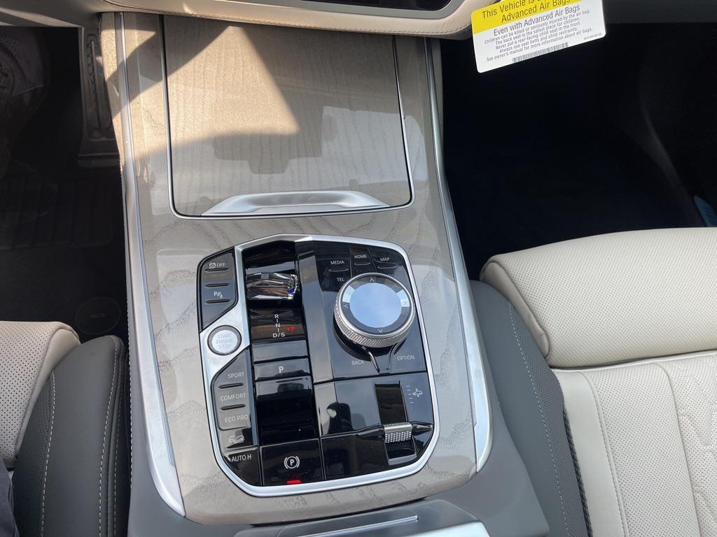 new 2025 BMW X7 car, priced at $106,800