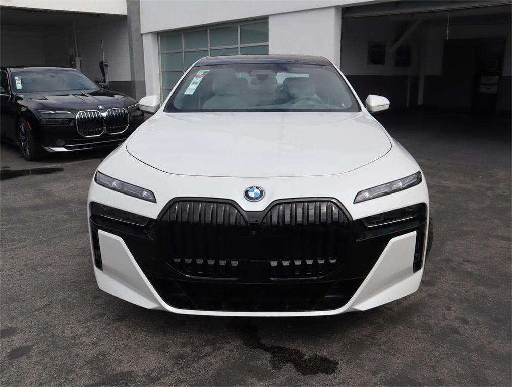 used 2023 BMW i7 car, priced at $114,888