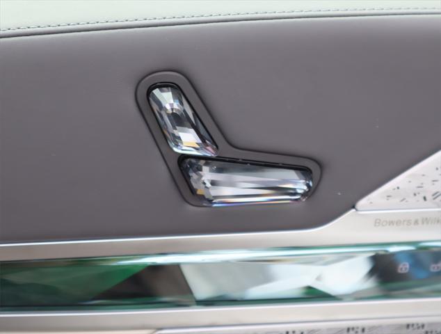 used 2023 BMW i7 car, priced at $114,888