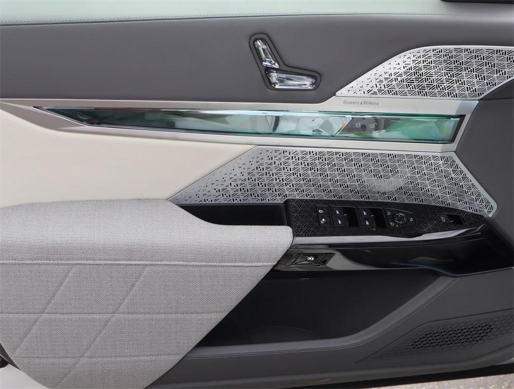 used 2023 BMW i7 car, priced at $114,888