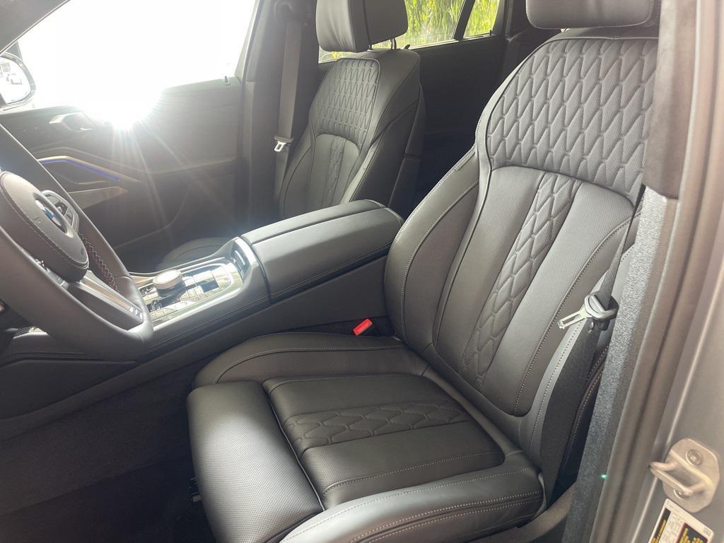 new 2026 BMW X6 car, priced at $119,565