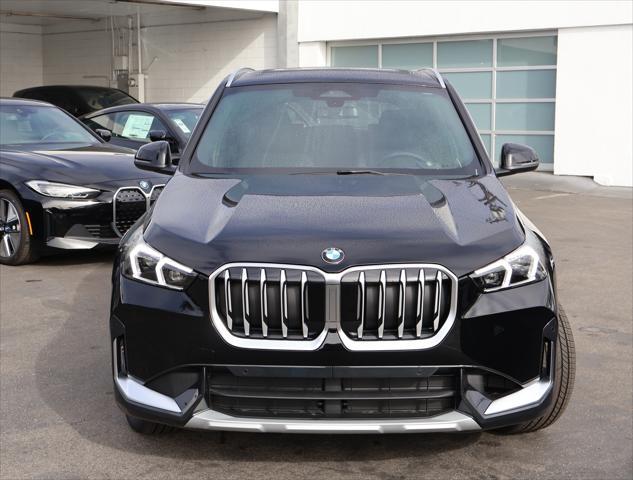 new 2025 BMW X1 car