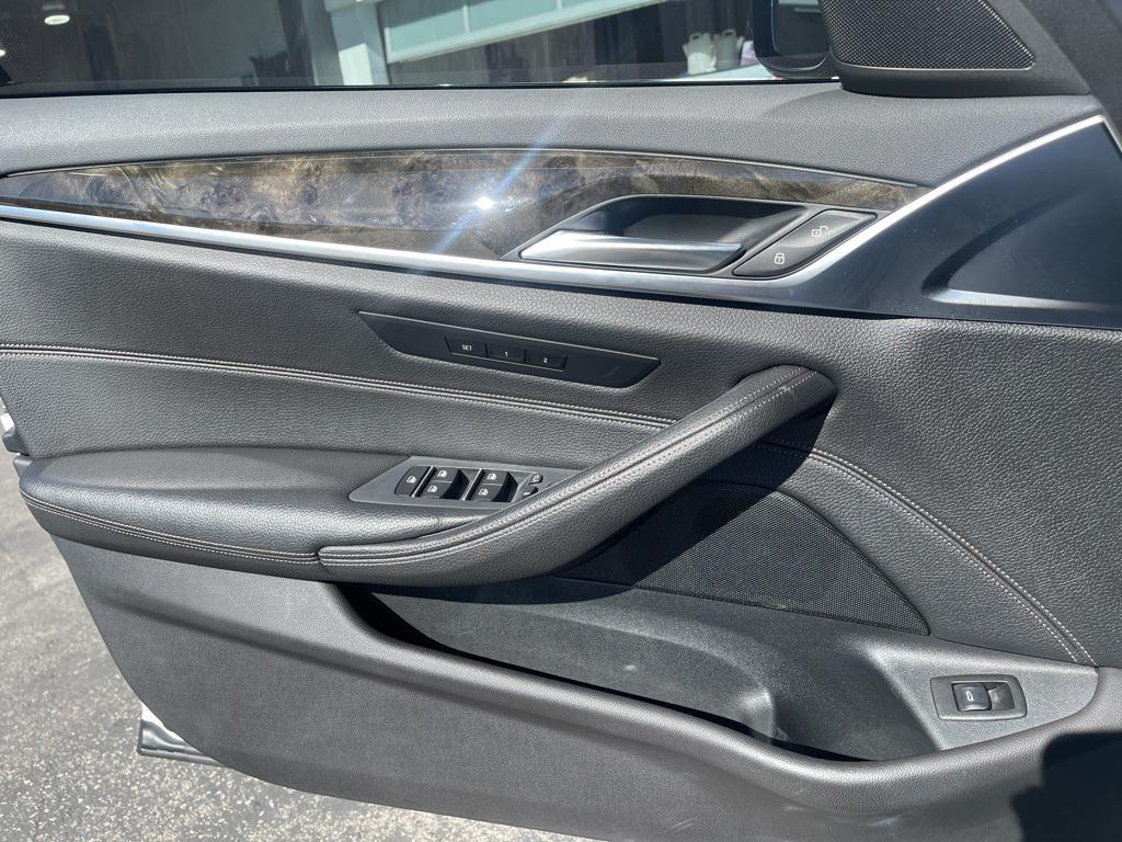 used 2019 BMW 540 car, priced at $27,777