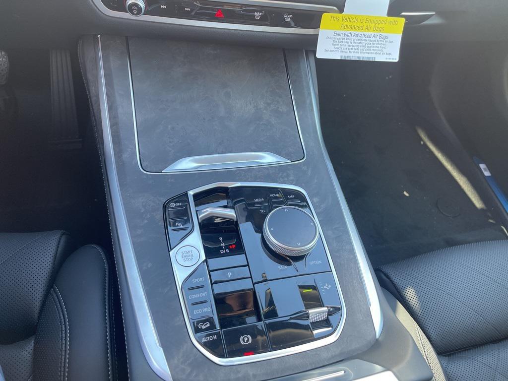 new 2026 BMW X7 car, priced at $92,190