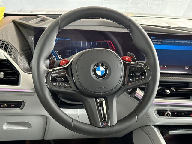 new 2024 BMW XM car