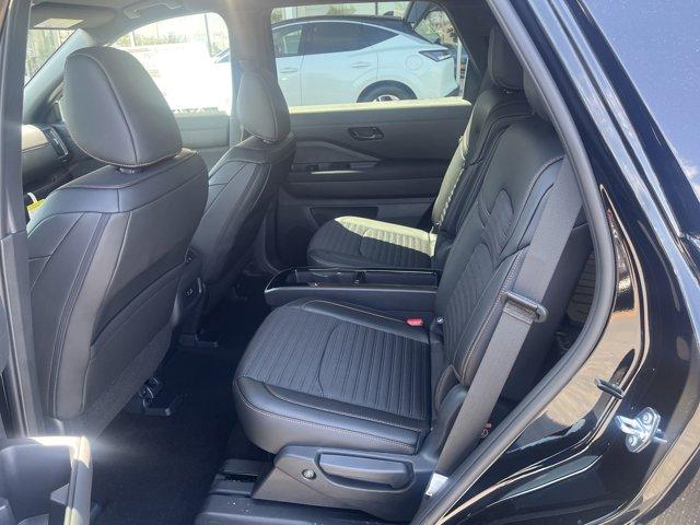 new 2025 Nissan Pathfinder car, priced at $46,595