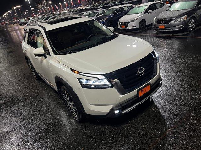 new 2024 Nissan Pathfinder car, priced at $48,570