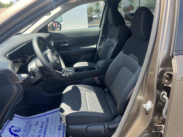 new 2025 Nissan Kicks car, priced at $27,360