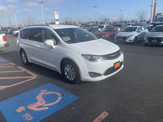 used 2018 Chrysler Pacifica car, priced at $16,885