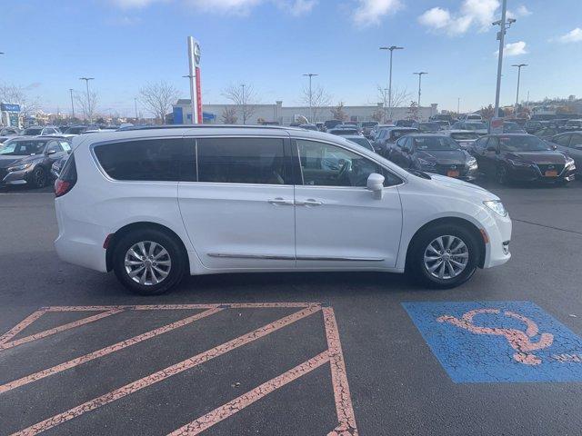 used 2018 Chrysler Pacifica car, priced at $16,885