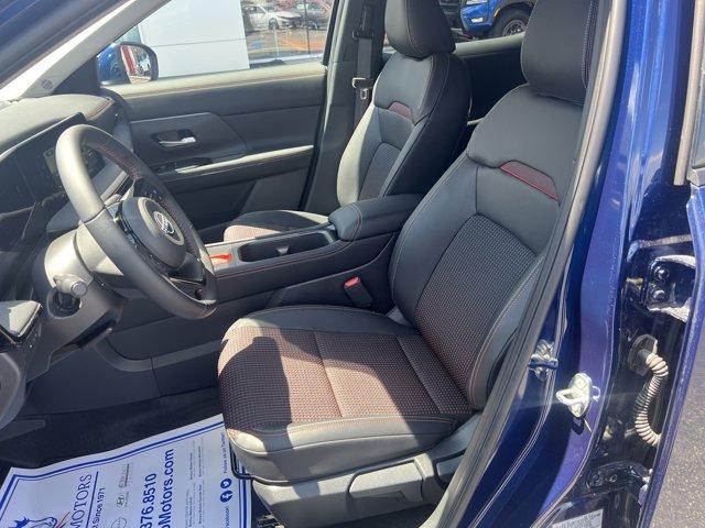 new 2025 Nissan Kicks car, priced at $32,570