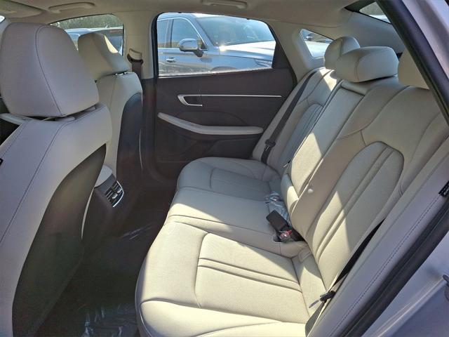 new 2025 Hyundai Sonata Hybrid car, priced at $39,160