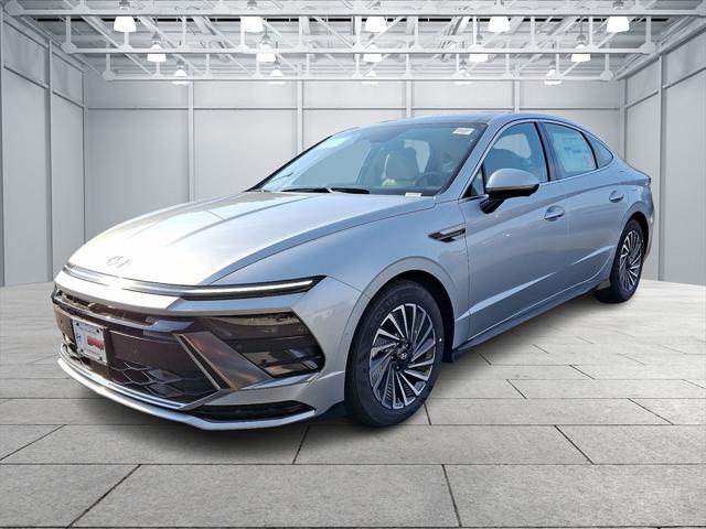new 2025 Hyundai Sonata Hybrid car, priced at $39,160