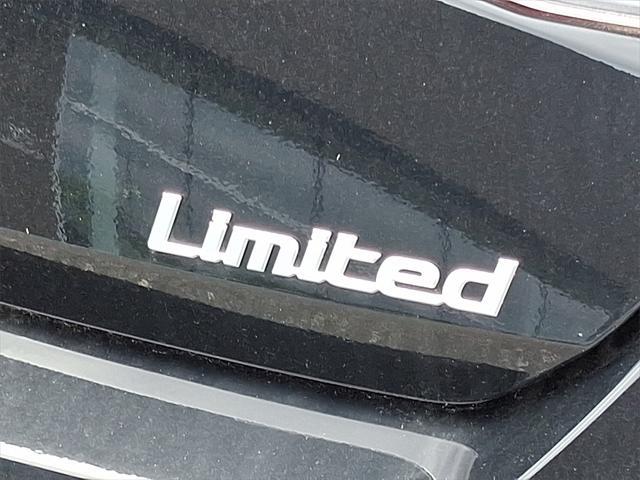 new 2025 Hyundai Elantra car, priced at $28,435