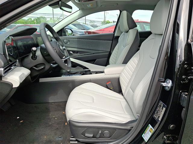 new 2025 Hyundai Elantra car, priced at $28,435
