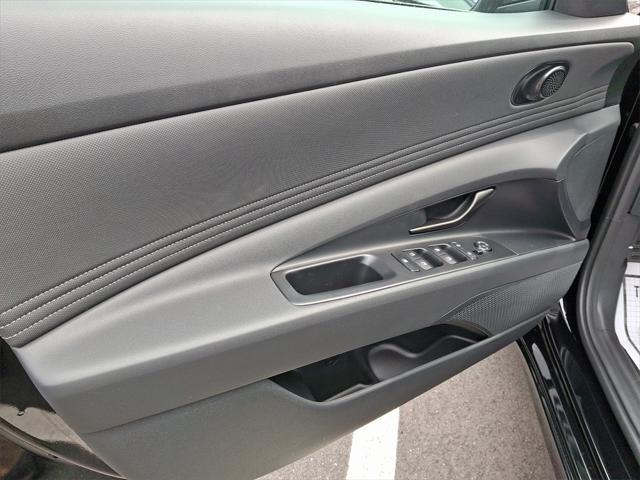new 2025 Hyundai Elantra car, priced at $29,185