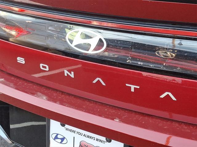 new 2025 Hyundai Sonata Hybrid car, priced at $33,215